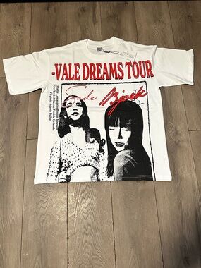 Vale Dreams Tour Sade Björk Graphic Tee - White/Red